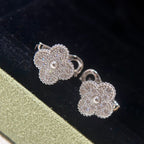 Loco CLOVER 1 MOTIFS DIAMOND STUD EARRINGS SILVER