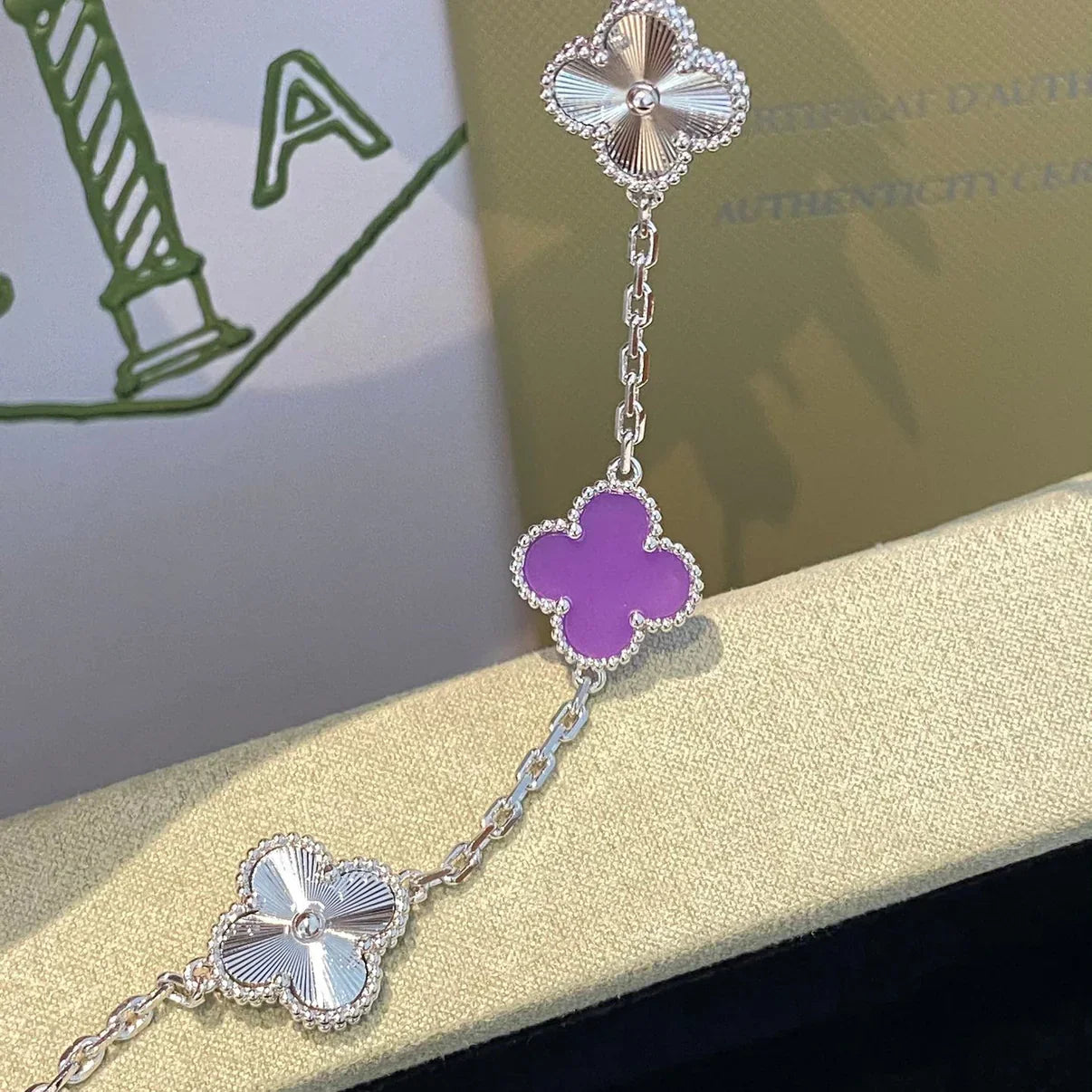 [Loco]New  CLOVER 5 MOTIF VIOLET BRACELET COLLECTION