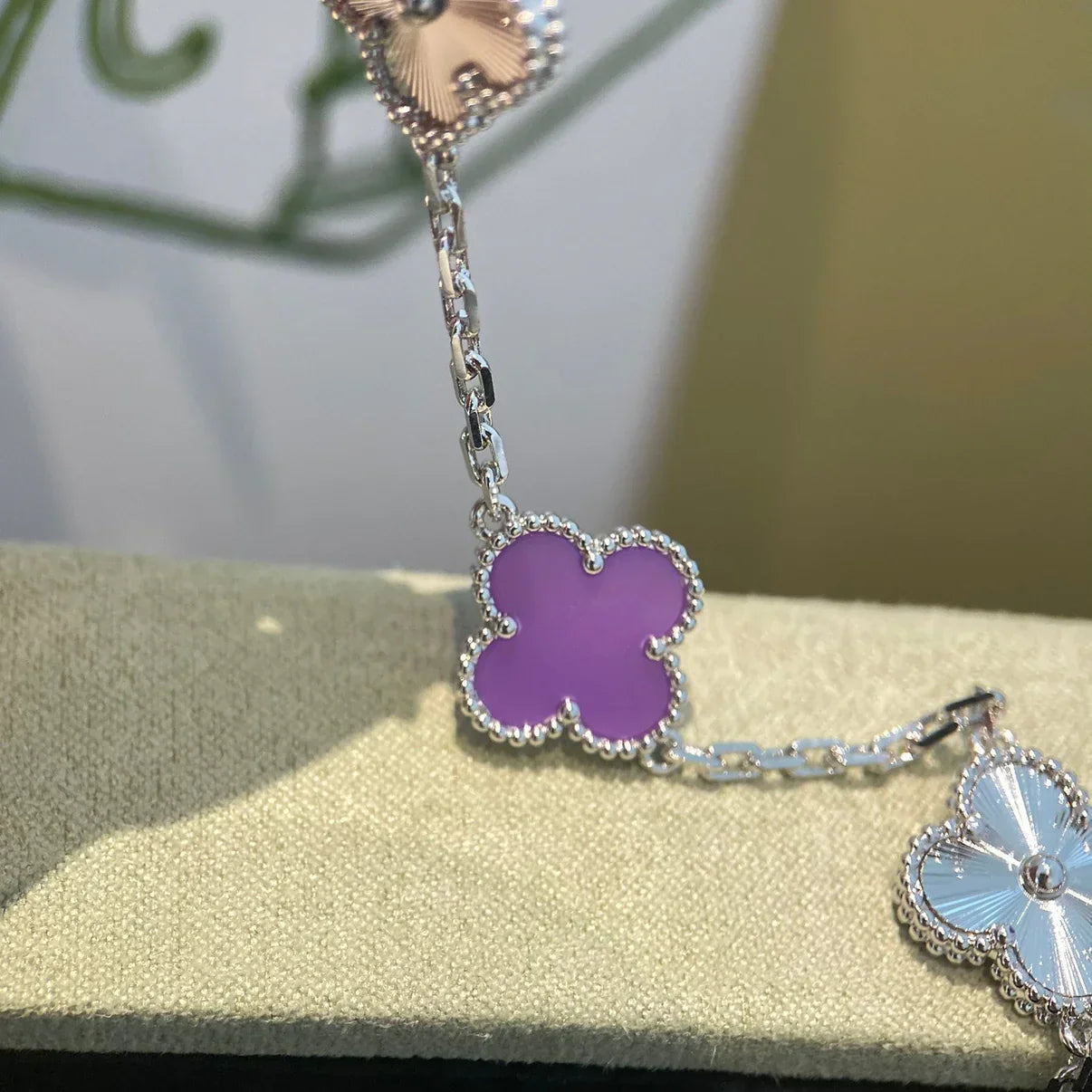 [Loco]New  CLOVER 5 MOTIF VIOLET BRACELET COLLECTION
