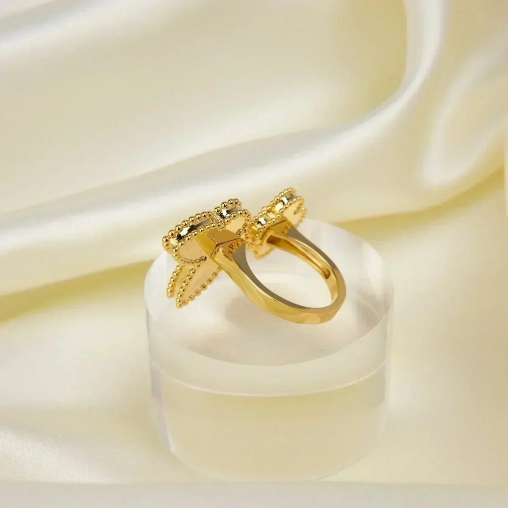 ¡®Loco¡¯LUCKY BETWEEN THE FINGER RING