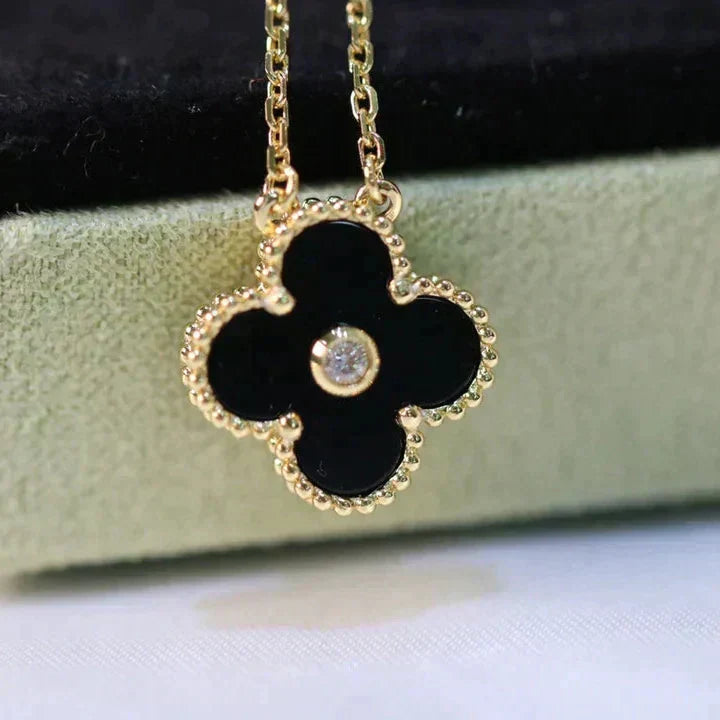 ¡®Loco¡¯CLOVER 15MM DIAMOND ONYX NECKLACE