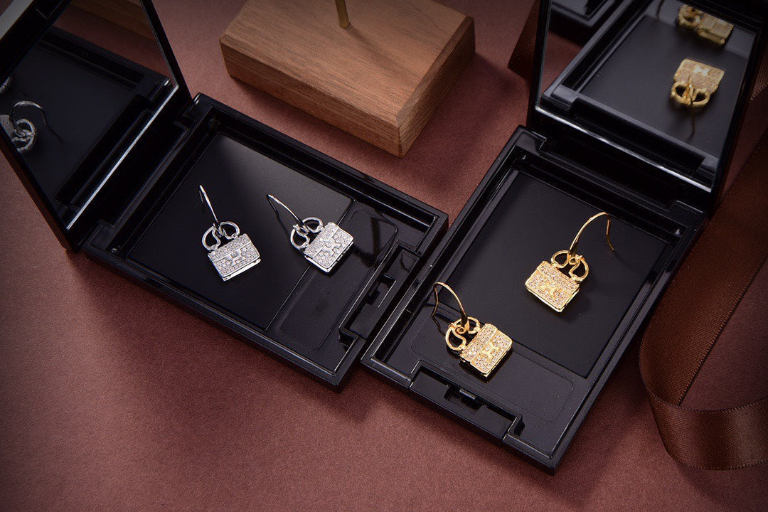 ¡®Loco¡¯KELLY DIAMOND EARRINGS