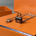 ¡®Loco¡¯CONSTANCE BLACK PEDANT PINK GOLD NECKLACE