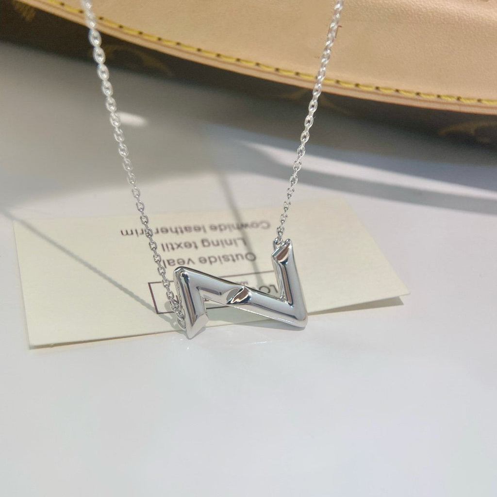 ¡®Loco¡¯VOLTE UPSIDE DOWN NECKLACE