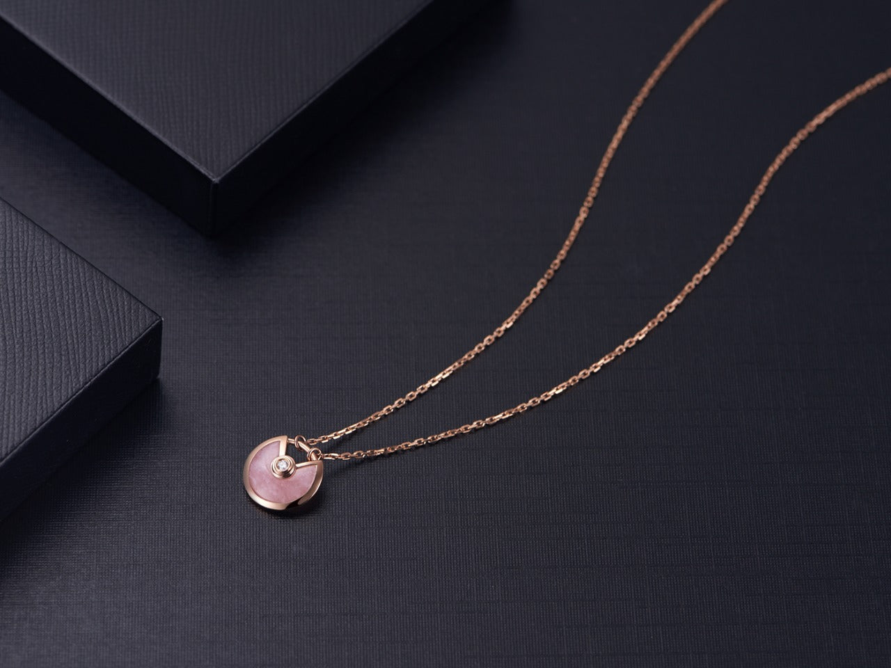 ¡®Loco¡¯AMULETTE ROSE GOLD PINK MOP NECKLACE