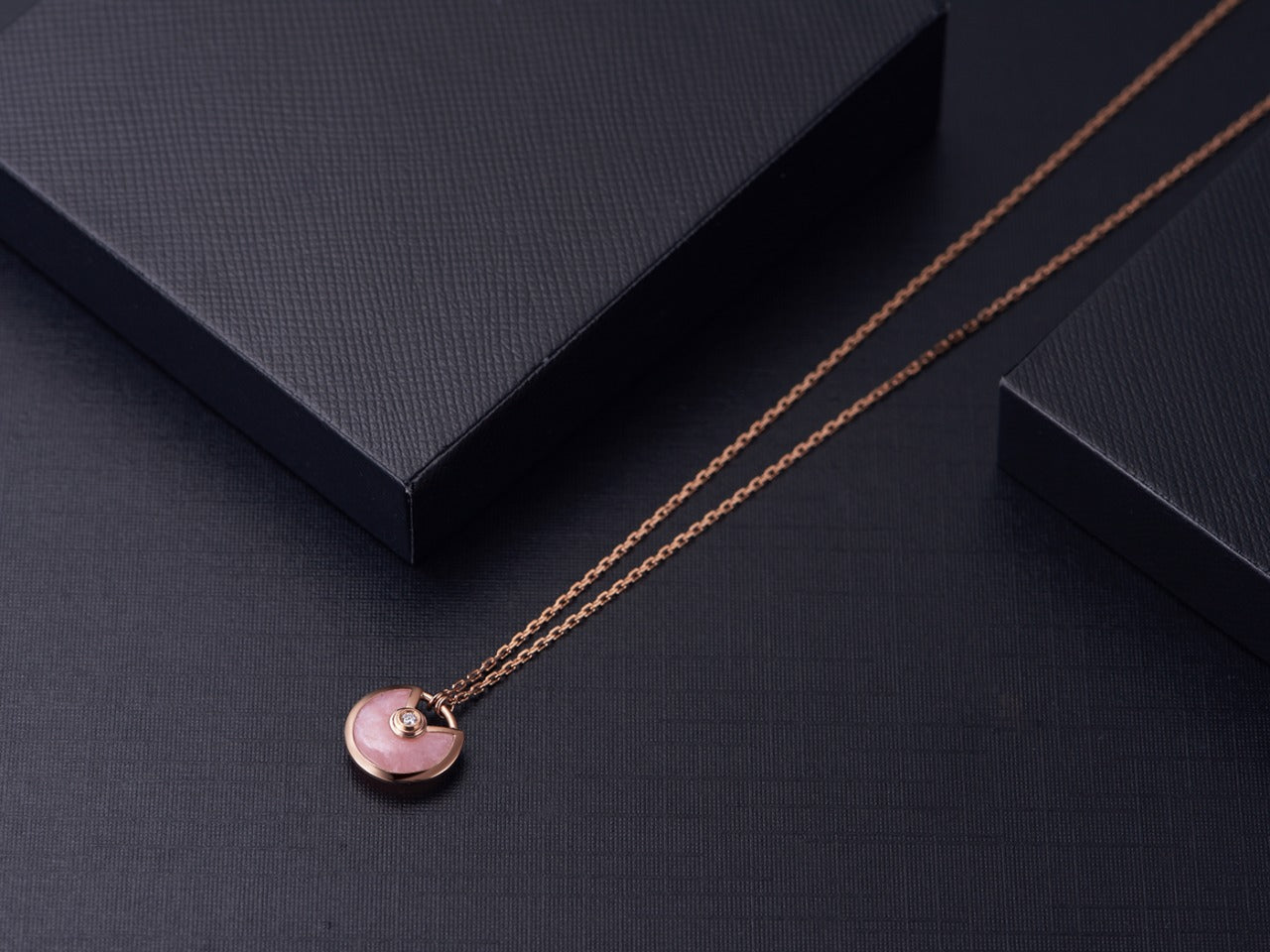 ¡®Loco¡¯AMULETTE ROSE GOLD PINK MOP NECKLACE