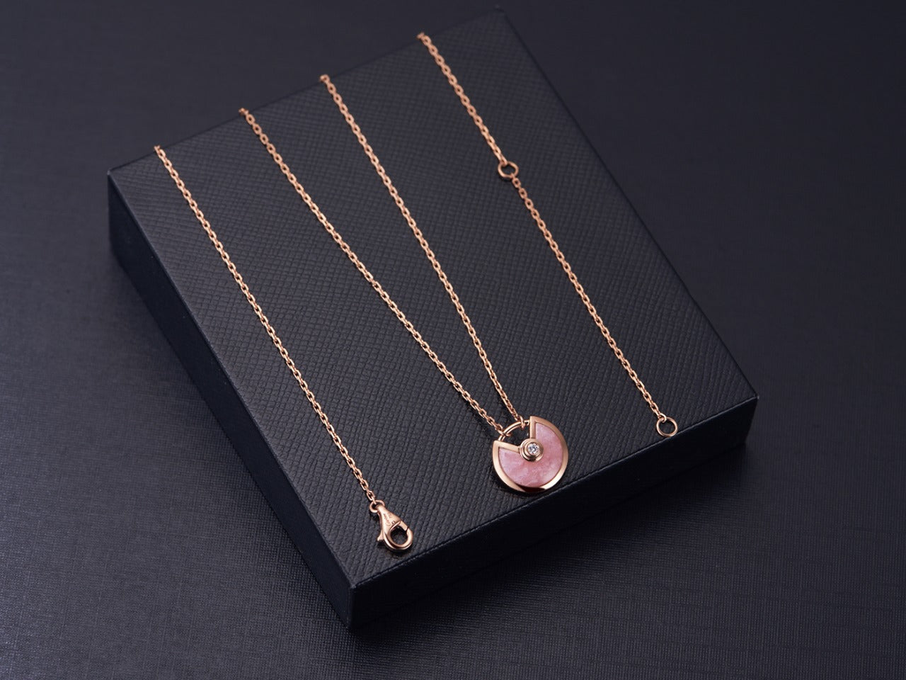 ¡®Loco¡¯AMULETTE ROSE GOLD PINK MOP NECKLACE