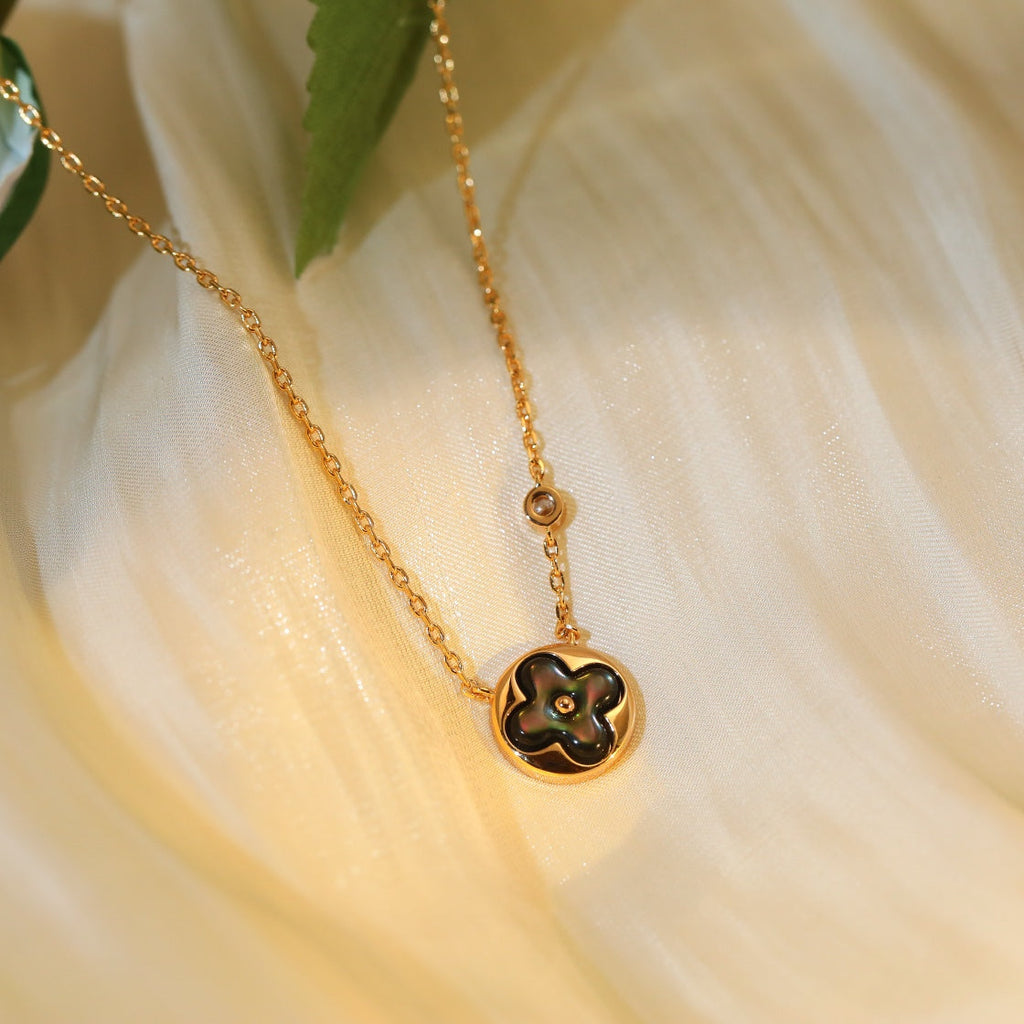 ¡®Loco¡¯SUN PEDANT PINK GOLD 1 DIAMOND NECKLACE