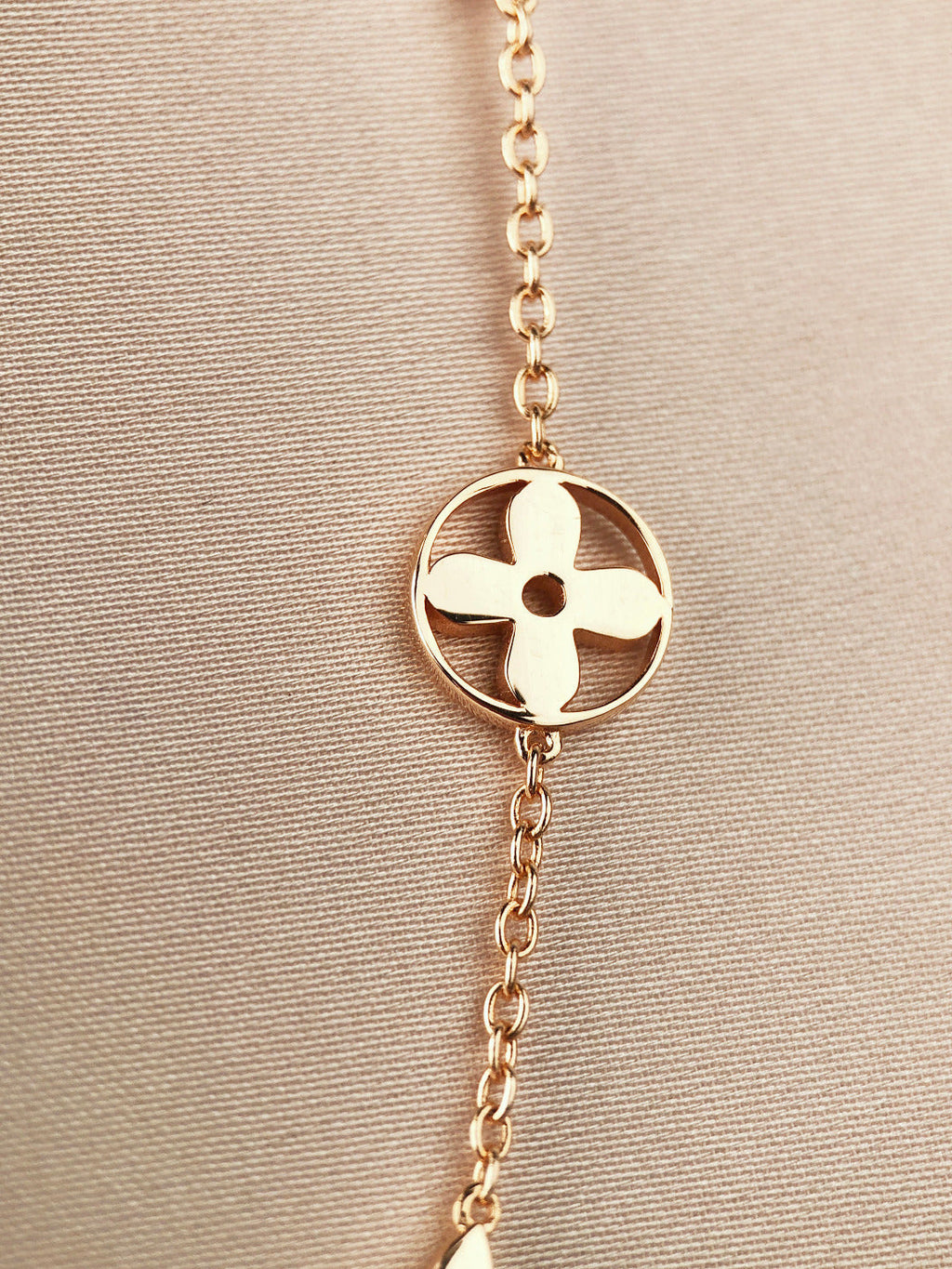 ¡®Loco¡¯STAR AND SUN 7 MOTIFS GOLD BRACELET