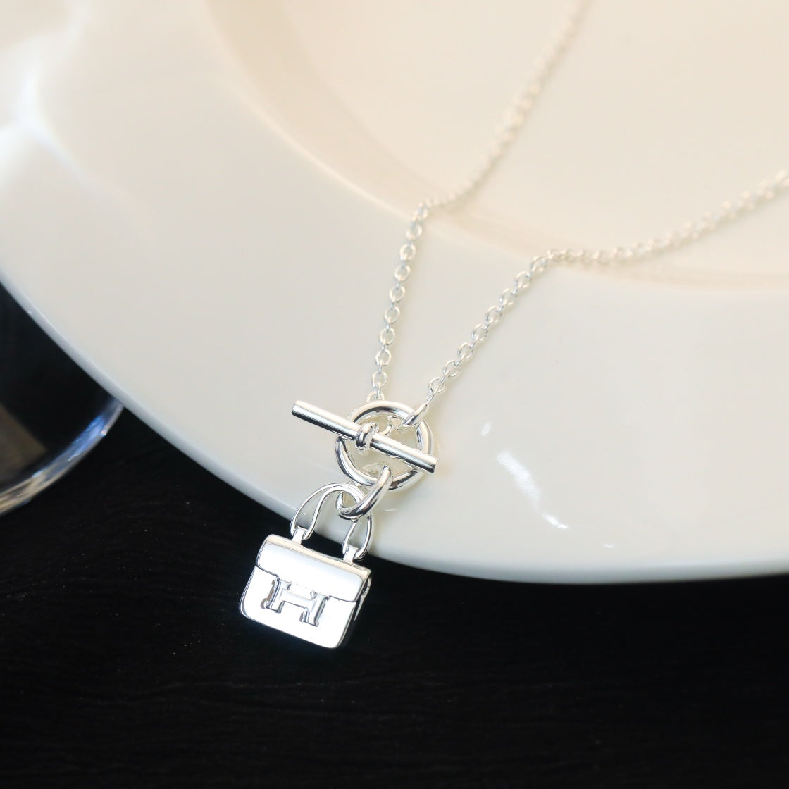 ¡®Loco¡¯POP H PEDANT SILVER NECKLACE