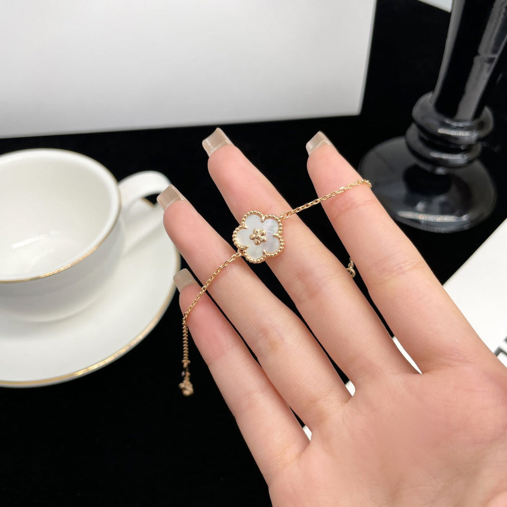¡®Loco¡¯LUCKY SPRING ROSE GOLD MOP BRACELET
