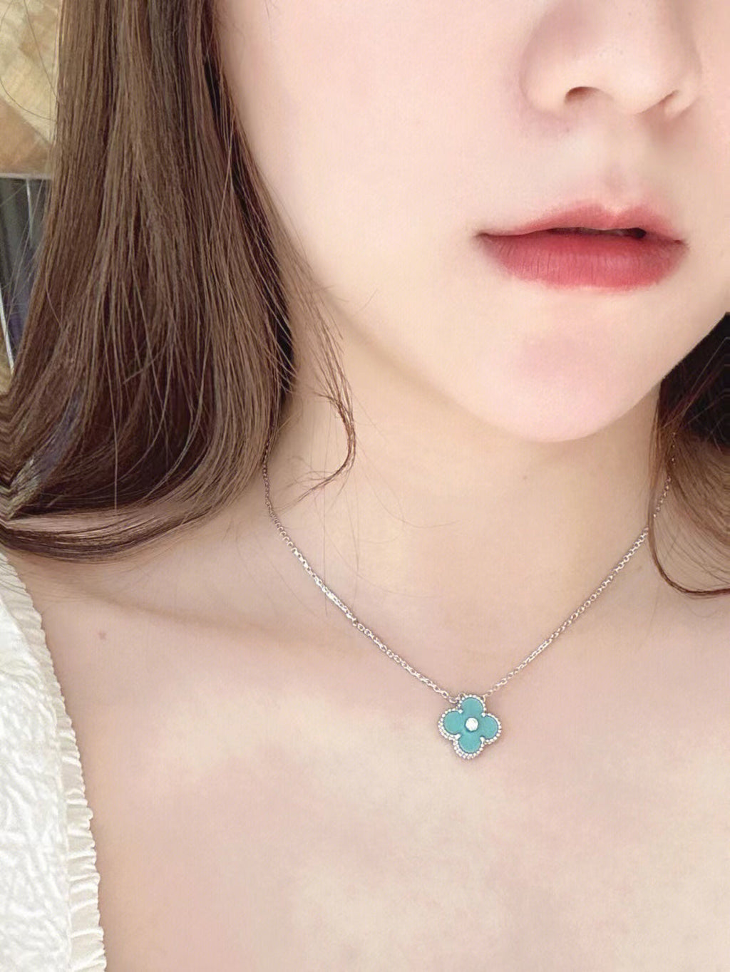 ¡®Loco¡¯CLOVER 1 DIAMOND LIGHT BLUE SILVER NECKLACE