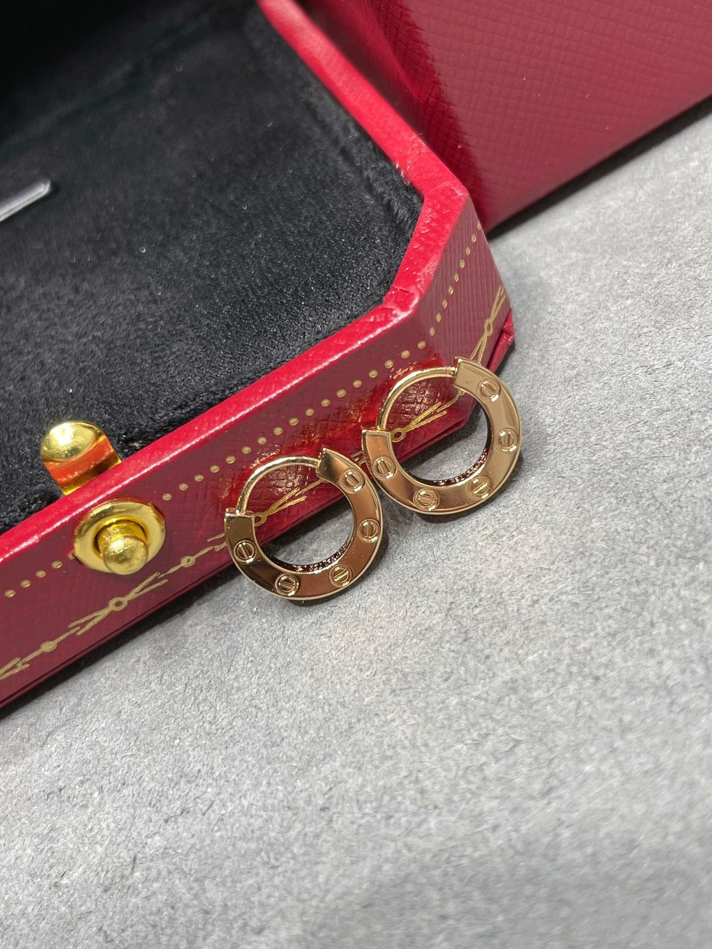 ¡®Loco¡¯LOVE MINI EARRINGS