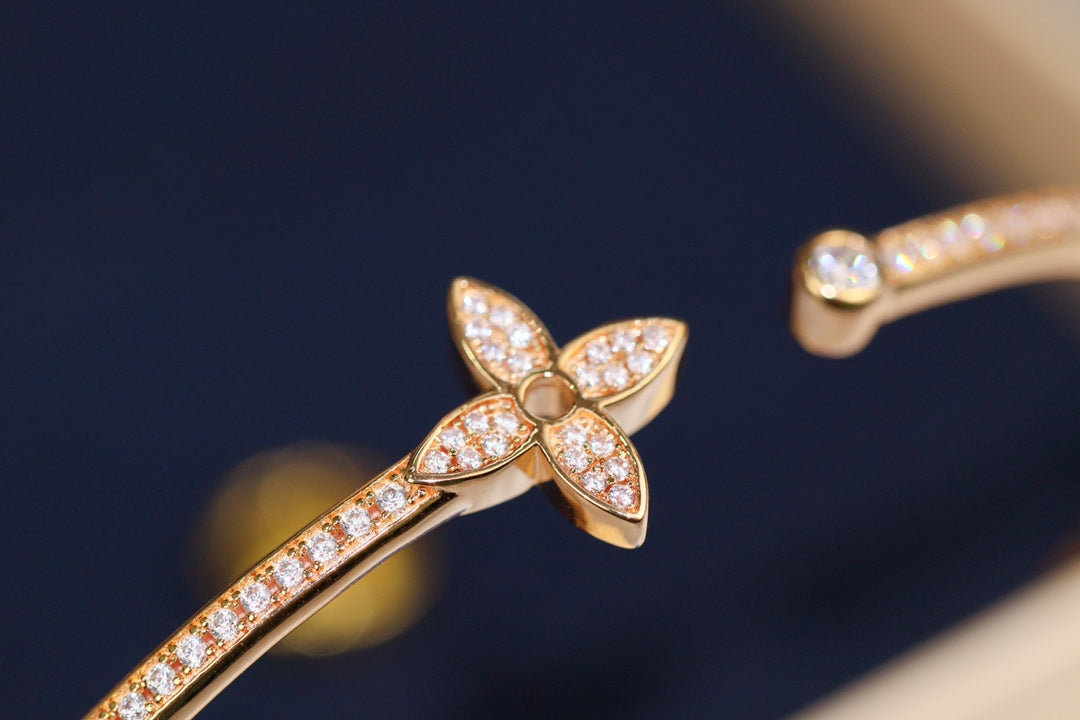 ¡®Loco¡¯IDYLLE PINK GOLD OPEN BRACELET DIAMOND PAVED