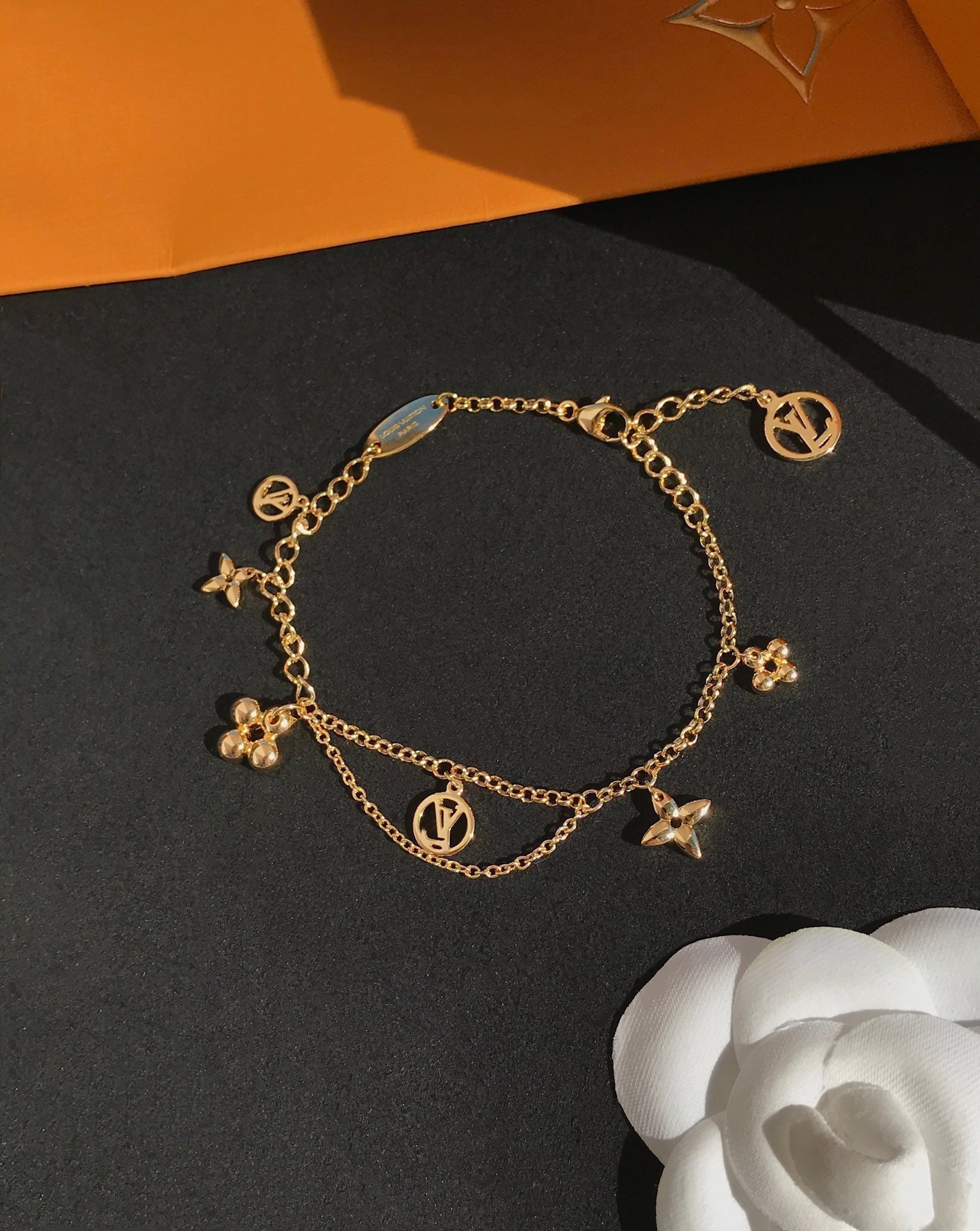 ¡®Loco¡¯BLOOMING PINK GOLD MOP BRACELET
