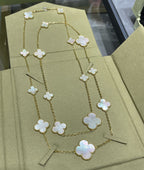 ¡®Loco¡¯CLOVER 16 MOTIF WHITE MOP GOLD NECKLACE
