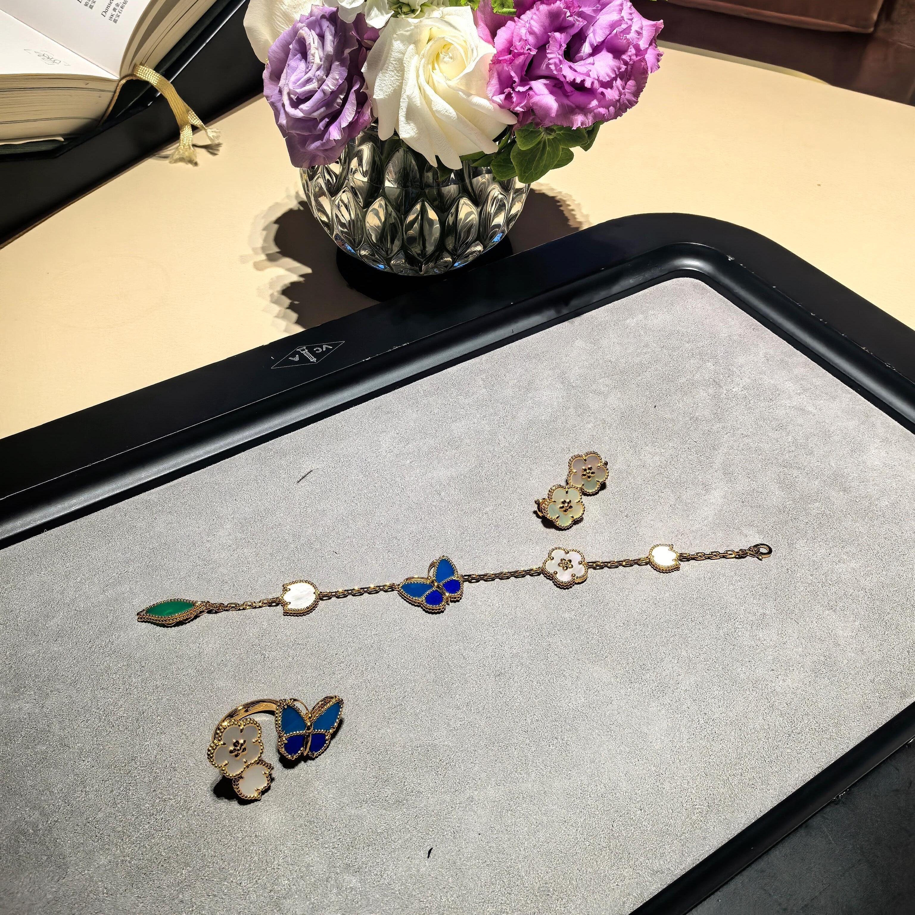 [Loco] 2026 NEW SPRING LUCKY 5 MOTIF BRACELET