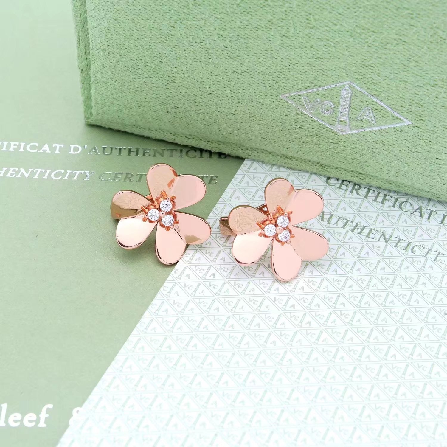 ¡®Loco¡¯FRIVOLE EARRINGS- LARGE MODEL