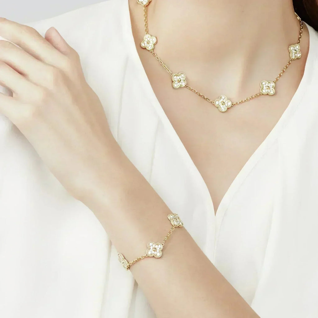 [Loco] New  CLOVER 5 MOTIF FULL DIAMOND BRACELET COLLECTION