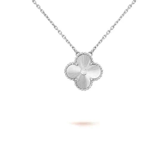 ¡®Loco¡¯CLOVER  15MM DIAMOND LASER NECKLACE SILVER