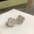 Loco CLOVER 1 MOTIFS DIAMOND STUD EARRINGS SILVER