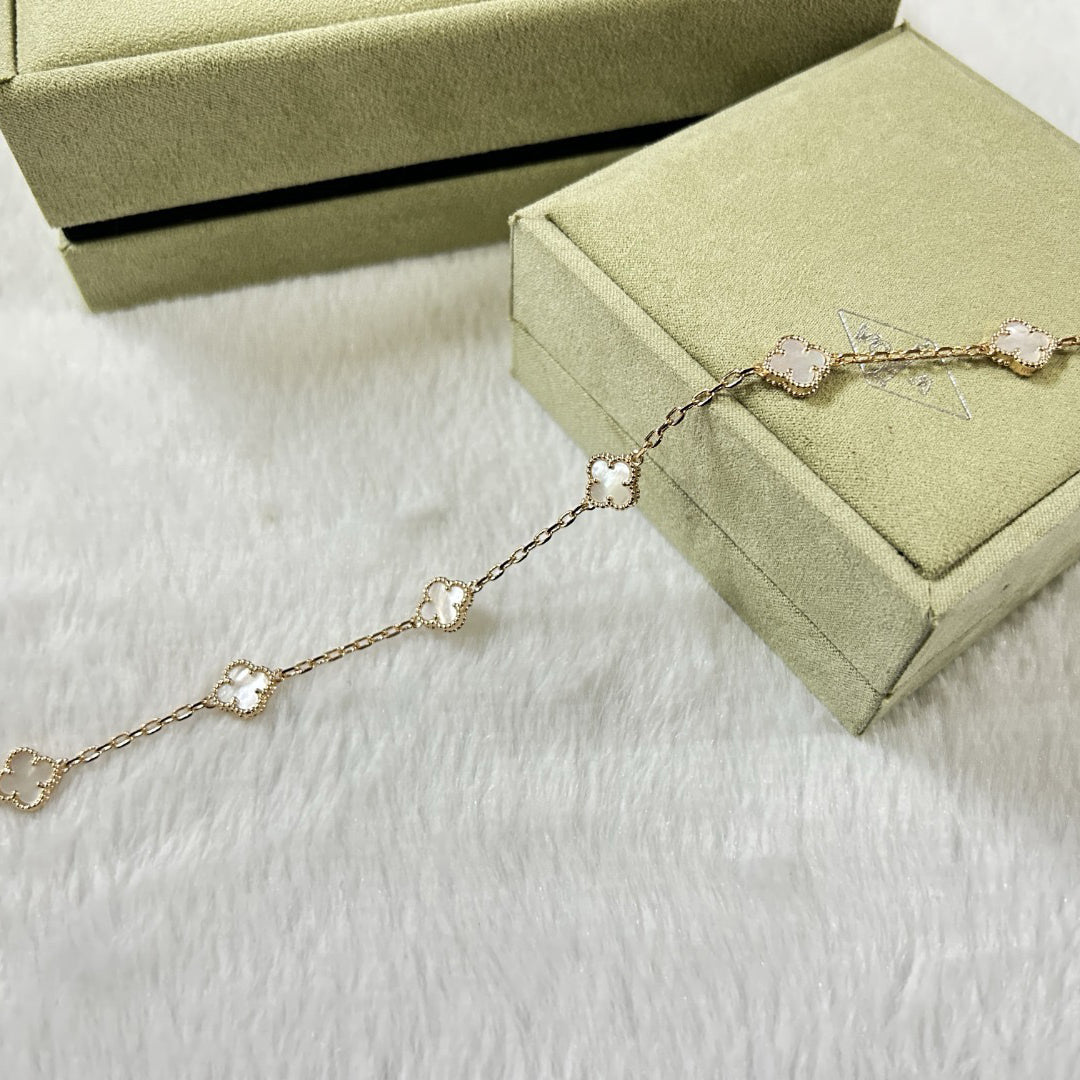 [¡®Loco¡¯]CLOVER 6 MOTIF WHITE MOP BRACELET