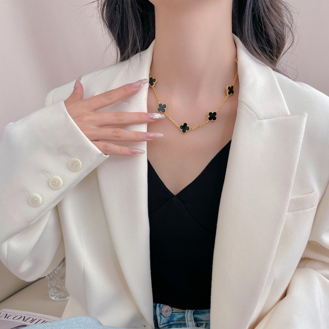 ¡®Loco¡¯CLOVER 10 MOTIFS ONYX NECKLACE