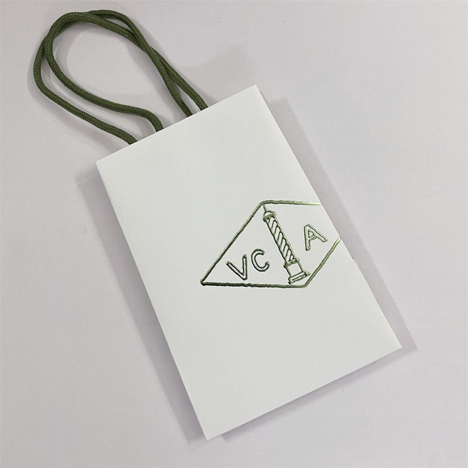 ¡®Loco¡¯VA CLOVER BRACELET NECKLACE RING BOX GIFT BAG