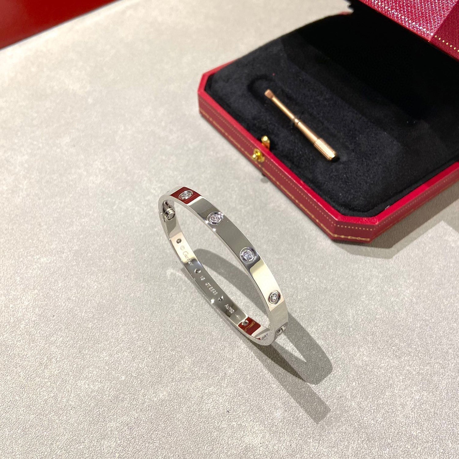 ¡®Loco¡¯LOVE BRACELET 6.1MM 10 DIAMONDS