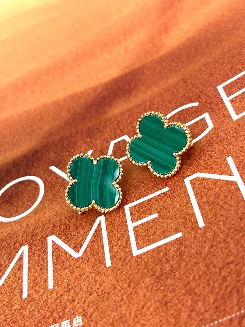 [Loco] CLOVER LARGE (20mm) 1 MOTIFS GREENER MOP STUD EARRINGS