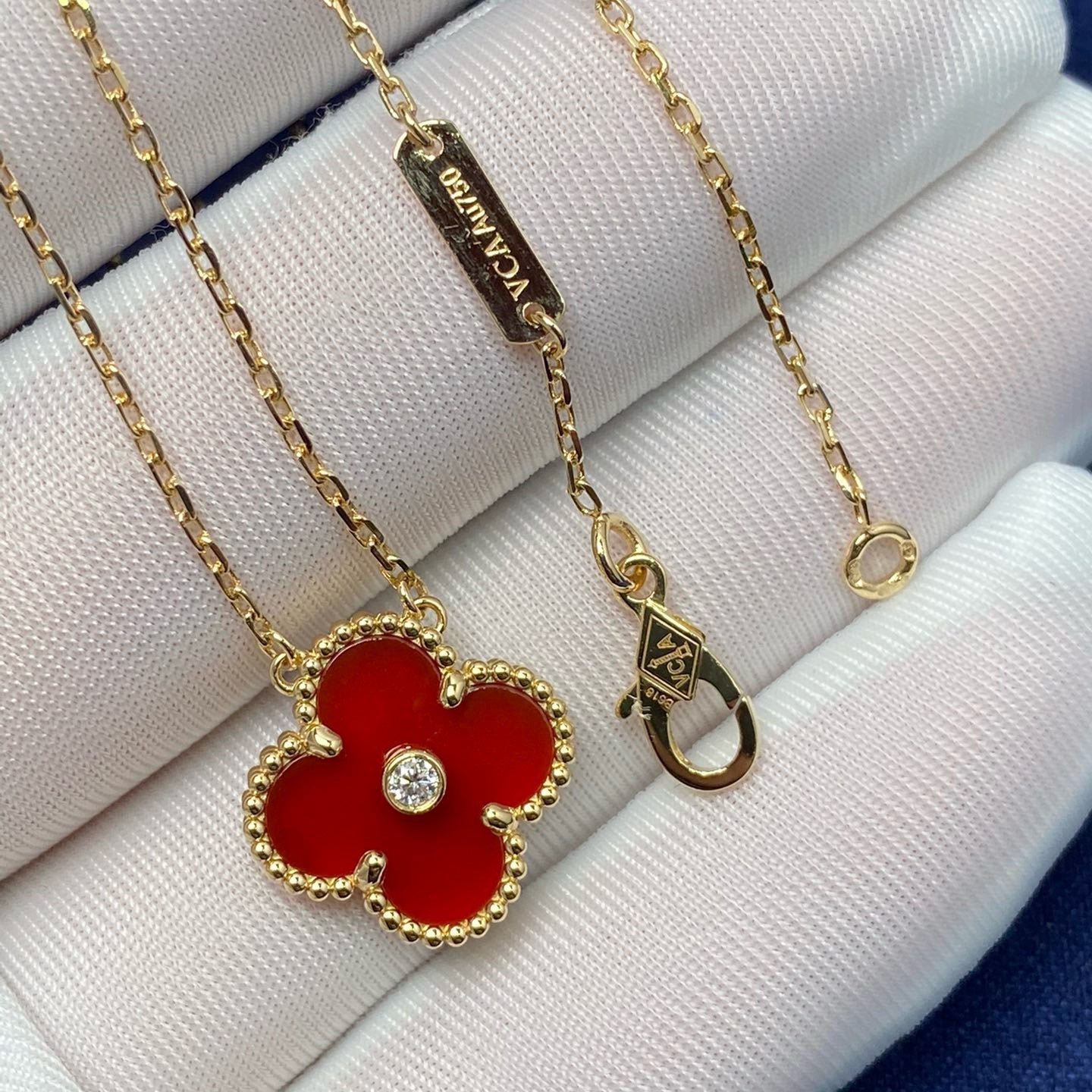 ¡®Loco¡¯CLOVER 15MM DIAMOND CARNELIAN NECKLACE