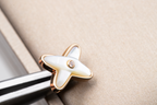 ¡®Loco¡¯JEUX DE WHITE MOP PINK GOLD DIAMOND EARRINGS