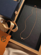 ¡®Loco¡¯BLOSSOM PENDANT PINK GOLD AND DIAMOND