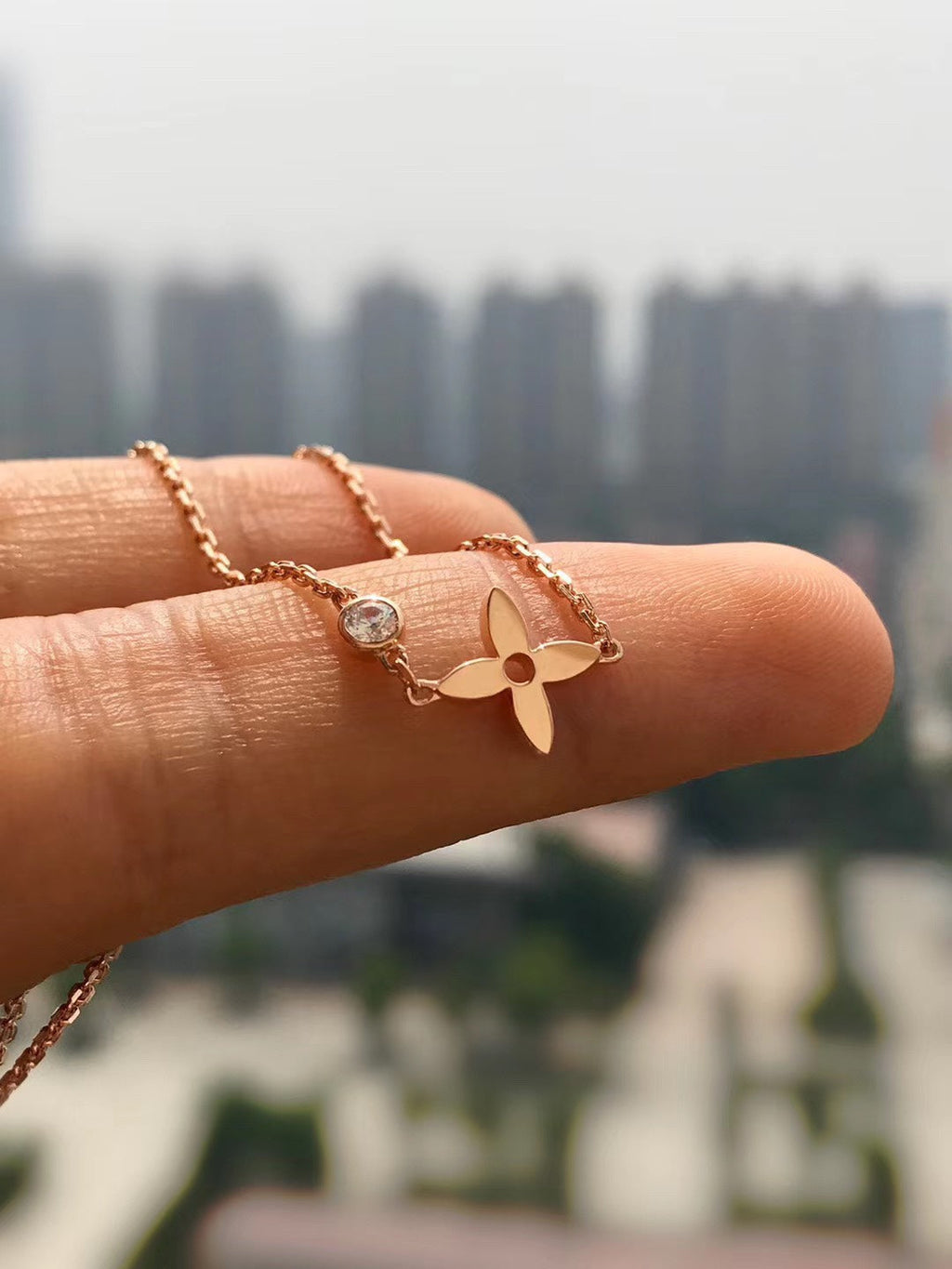 ¡®Loco¡¯BLOSSOM PENDANT PINK GOLD AND DIAMOND