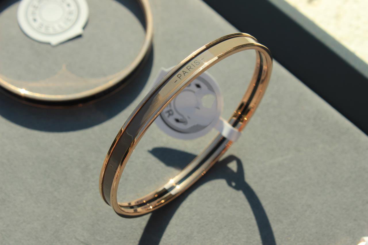 ¡®Loco¡¯HM UNI BANGLE BAG