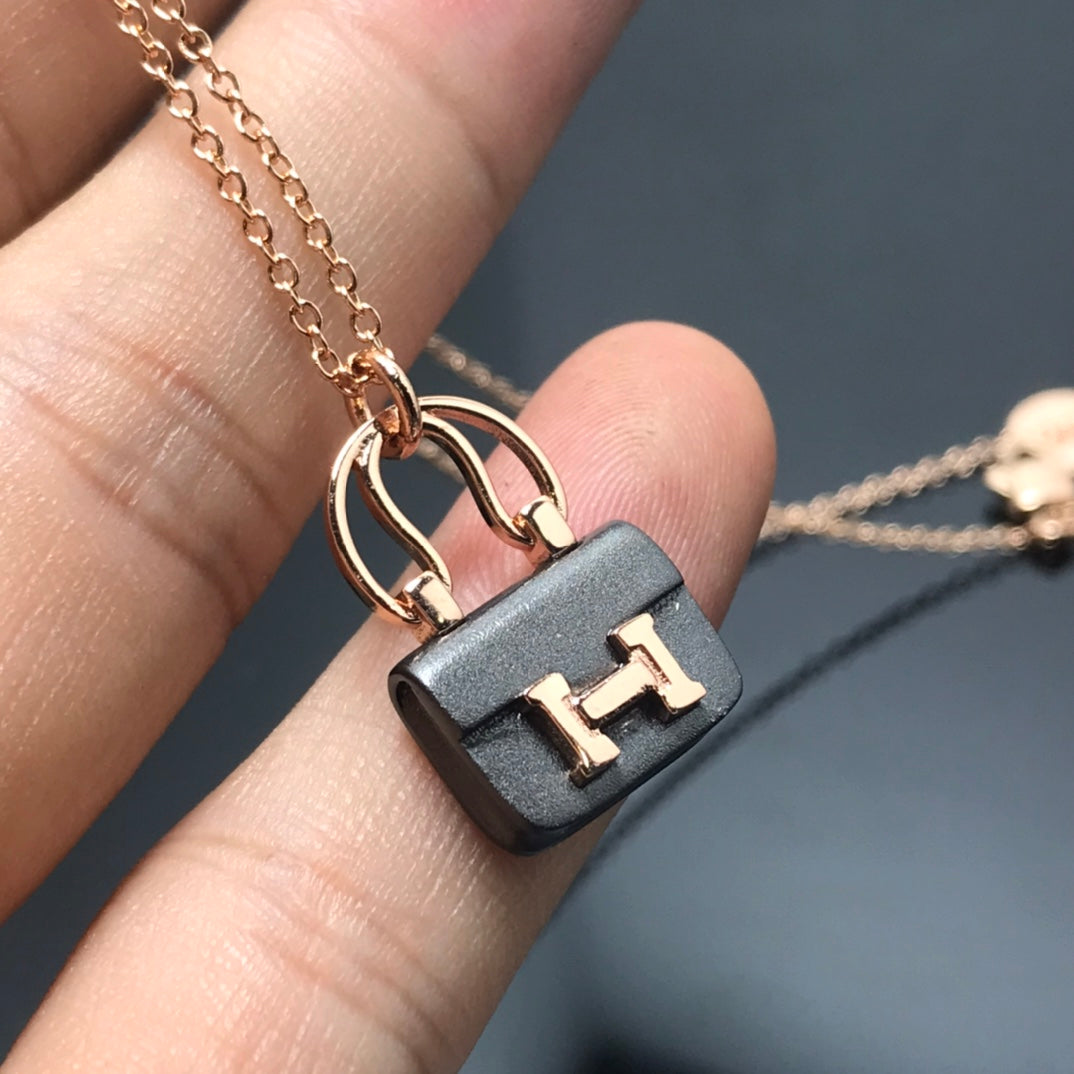 ¡®Loco¡¯WOMEN'S HM AMULETTES CONSTANCE PENDANT NECKLACE