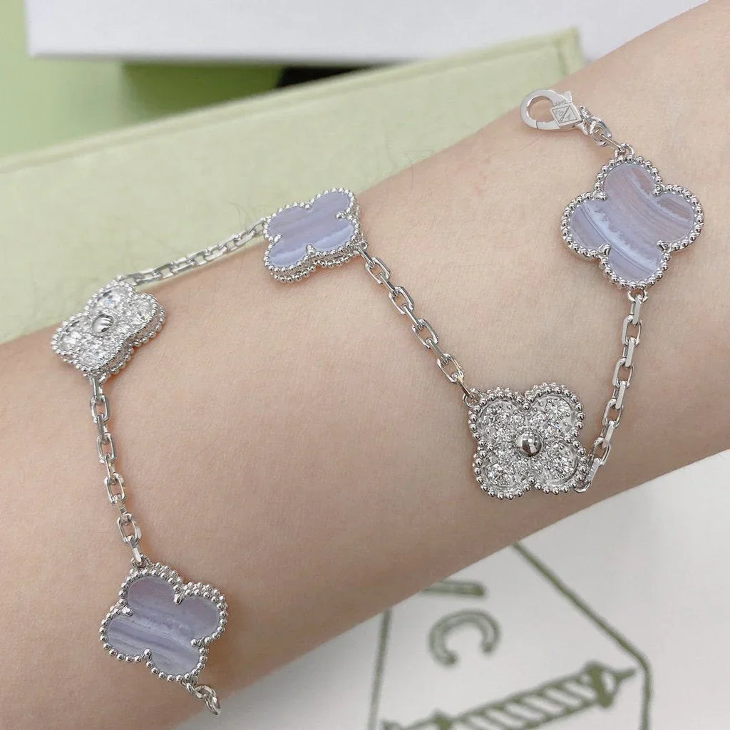 [Loco]New  CLOVER 5 MOTIF PURPLE CHALCEDONY BRACELET COLLECTION