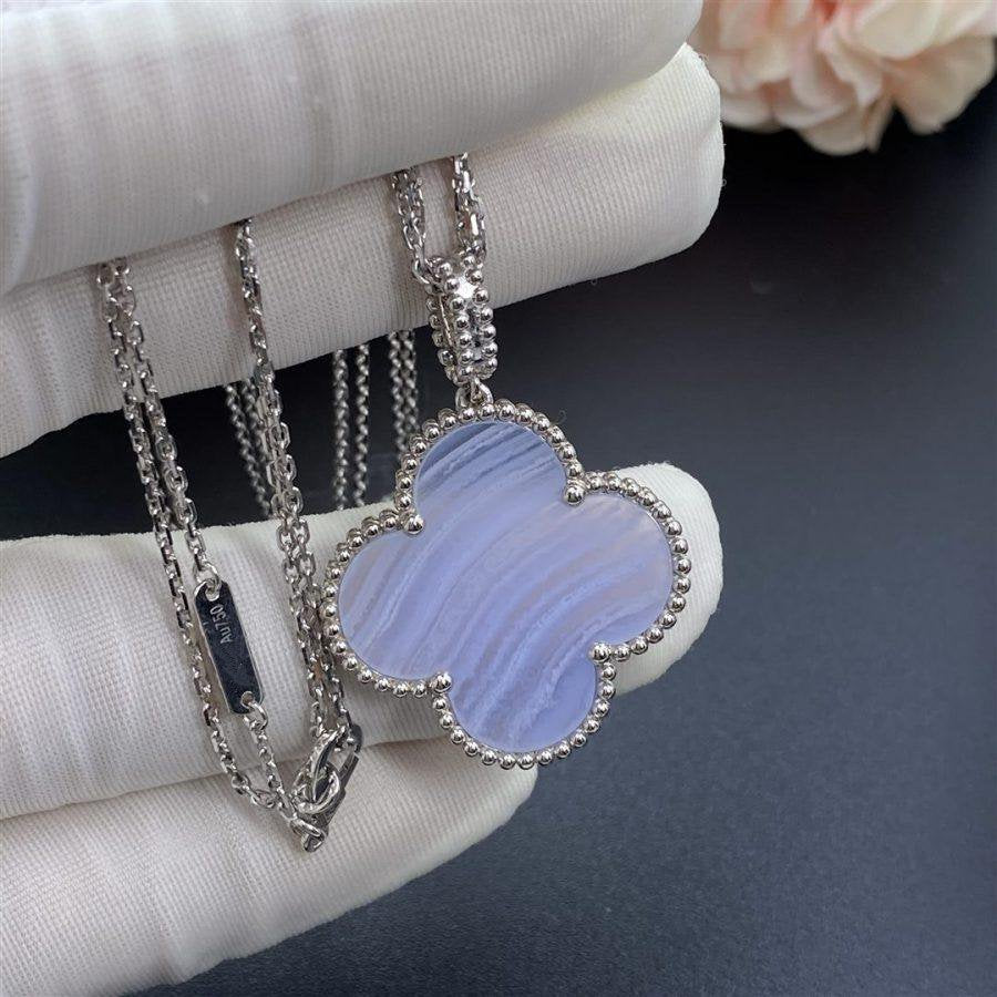 ¡®Loco¡¯CLOVER SILVER CHALCEDONY BIG CLOVER NECKLACE