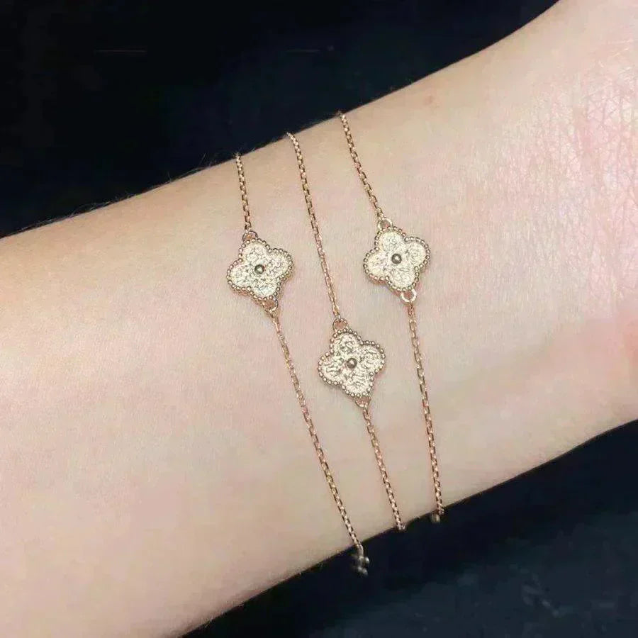 ¡®Loco¡¯CLOVER SINGLE FLOWER BRACELET