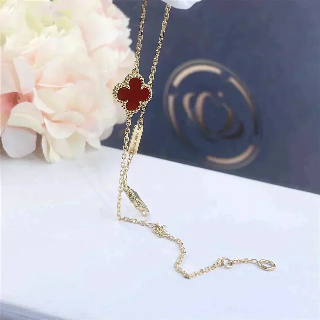 ¡®Loco¡¯CLOVER  CARNELIAN SINGLE FLOWER BRACELET